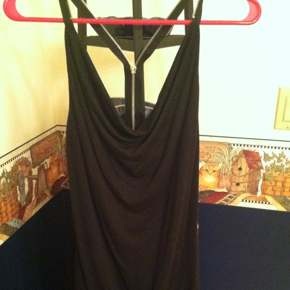 Miley max tank