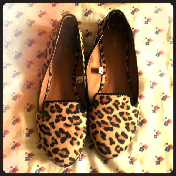 Size 6 Leopard Flats