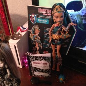 Monster high dolls