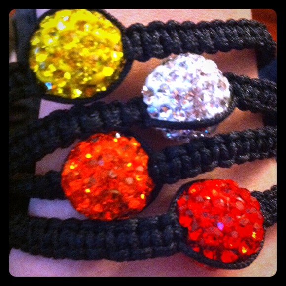 4 bracelets