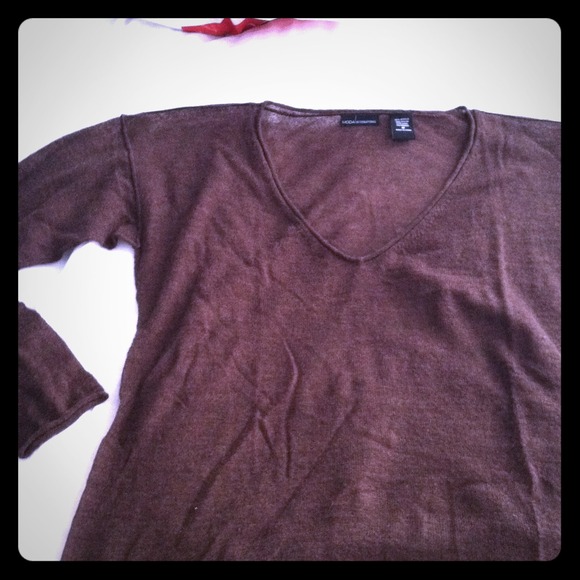 Great layering top! Brand new!