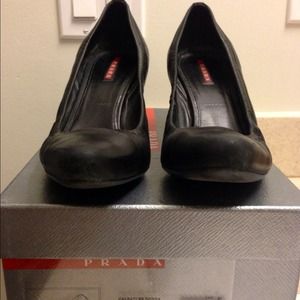 *REDUCED* Prada sport pumps