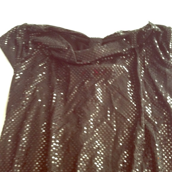 Gorgeous black sequined top!