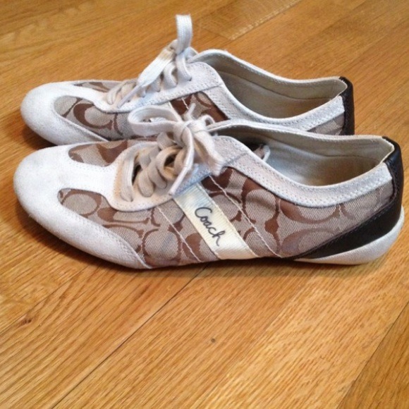 💥🔴SOLD🔴💥Coach Shoes 💕 - Picture 2 of 4