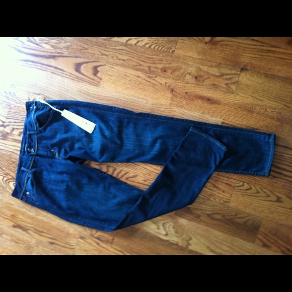 *SOLD* Hudson Jeans
