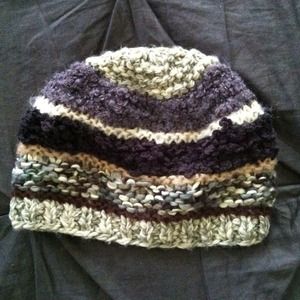 Betsey Johnson kitted hat