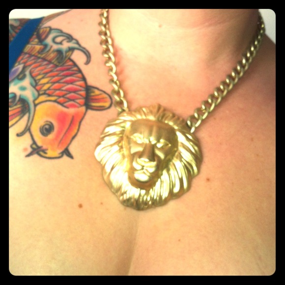 Gold Brushed Lion Pendant Necklace