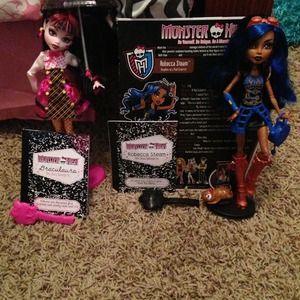 Monster high dolls