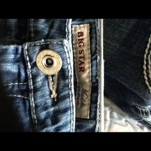 Cute big star jeans!!