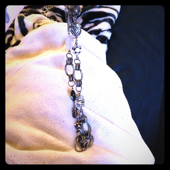 ✨✨gunmetal gray necklace with multiple designs✨✨