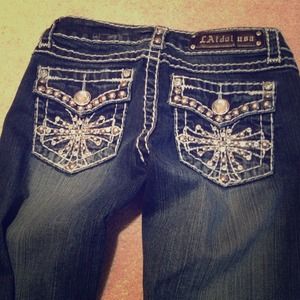 LA idol jeans