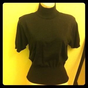 Moda International top