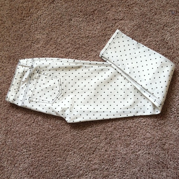 Foxy Super skinny YMI white with black hearts!