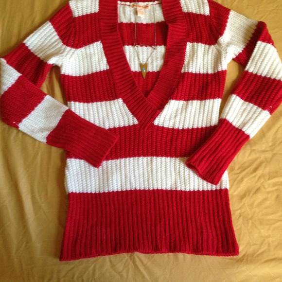 Bundle! wedges and sweater