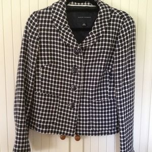 Banana Republic navy and off white blazer