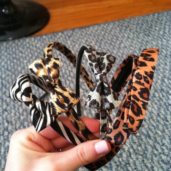 🚫BUNDLED🚫Animal print headbands! Never worn
