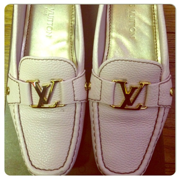 Louis Vuitton Shoes - 💔SOLD💔 Authentic LOUIS VUITTON loafers