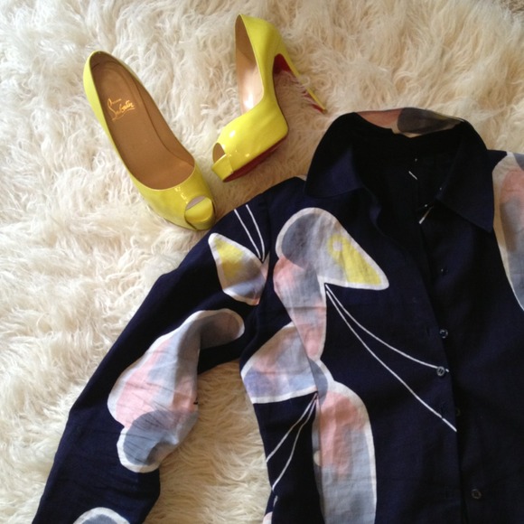 Butterflies, Shirt & Skirt Set HP - Picture 1 of 4