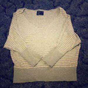 American Eagle gray striped knit top