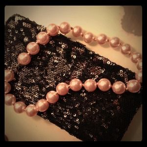 Pink faux pearl necklace