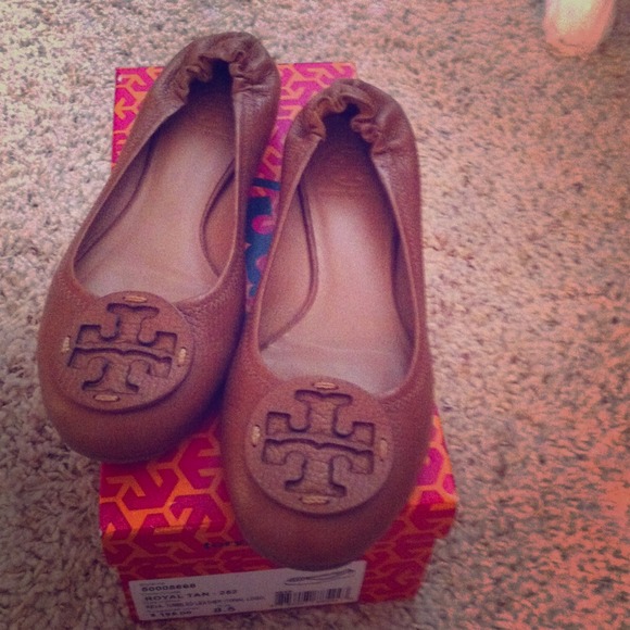 Tory burch reva!!
