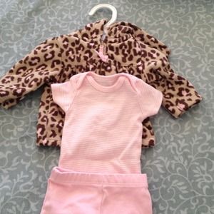 New born Carter set excellent condition
