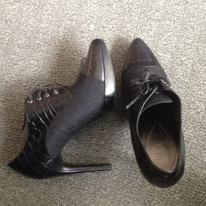 Black GUESS High-heeled Bootie