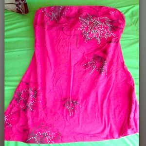 Flower print pink strapless shirt