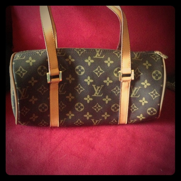 Reserved for msjadeyez Louis Vuitton purse