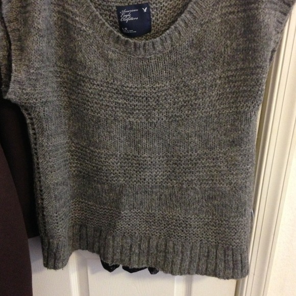 Size LG American Eagle sweater - Picture 1 of 1