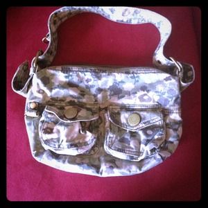 Retro GAP flower camouflage purse
