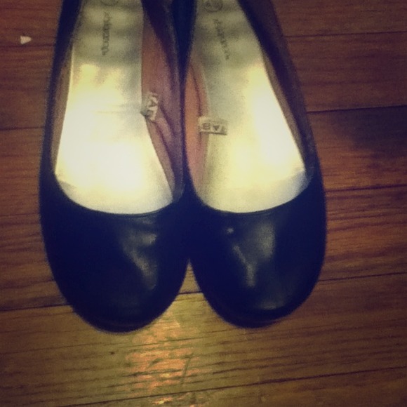 Black flats - Picture 1 of 1