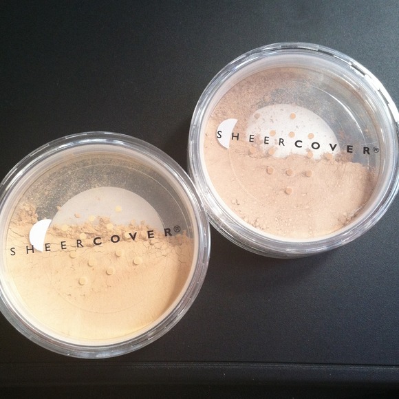 😊 SHEER COVER MINERAL FOUNDATION 😊