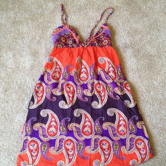 Summer dress and vibrant mini dress bundle