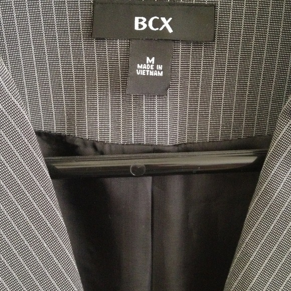 Sold----BCX Pretty grey blazer - Picture 2 of 3