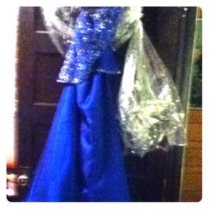 Beautiful blue dress