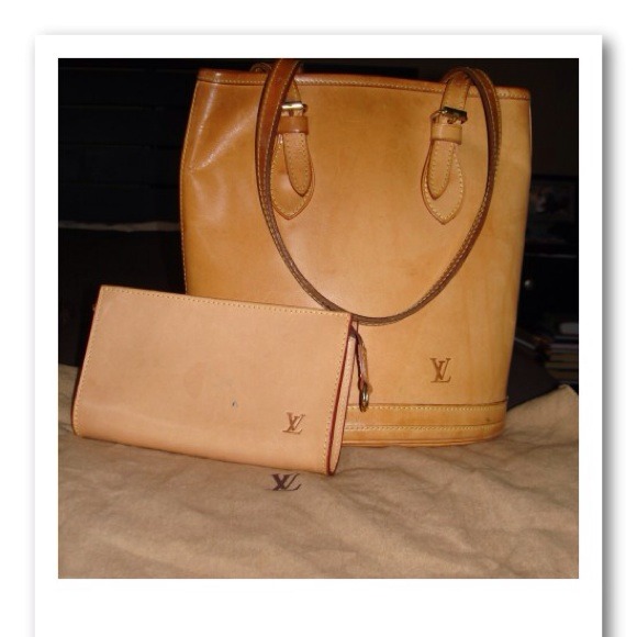 | Louis Vuitton Cowhide Bucket |
