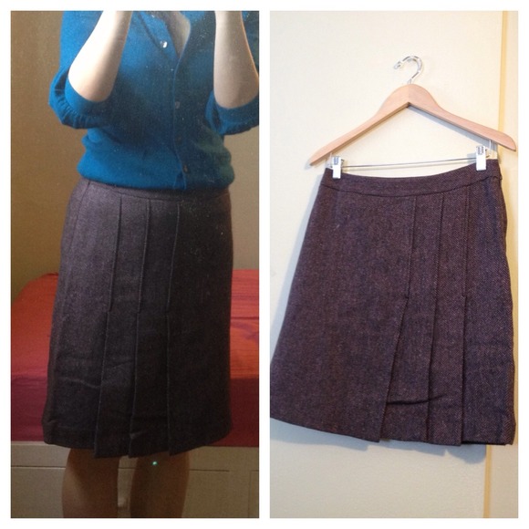 AnnTaylor Pink-ish Pleated Skirt