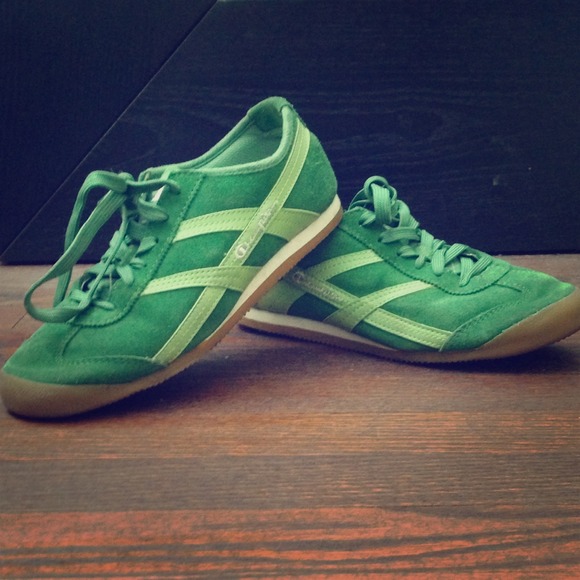 Champion sneakers