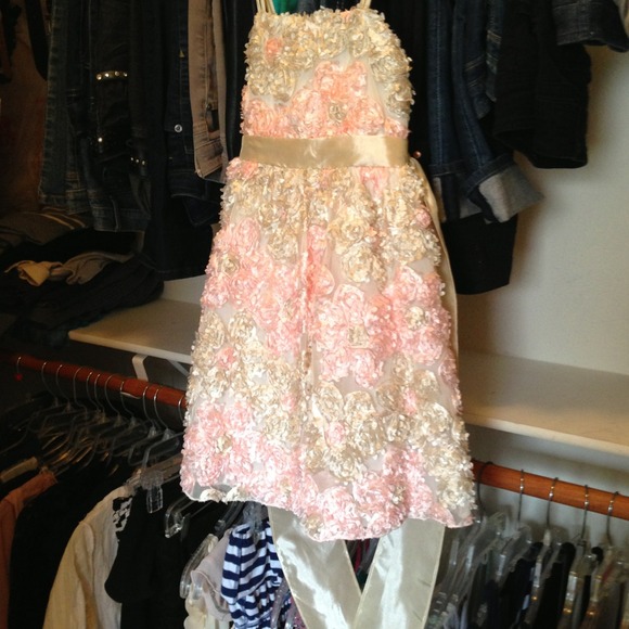 Very elegant dress for girls