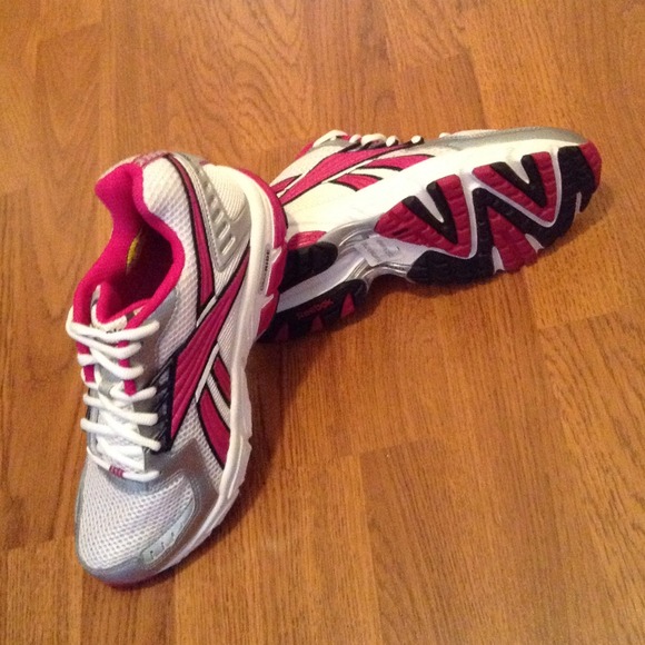Reebok Premier running shoes - Never Worn
