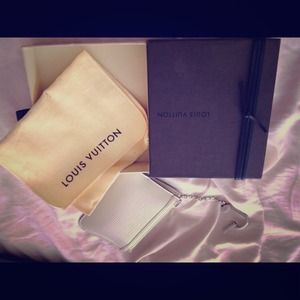 Louis Vuitton wallet keychain purse with box