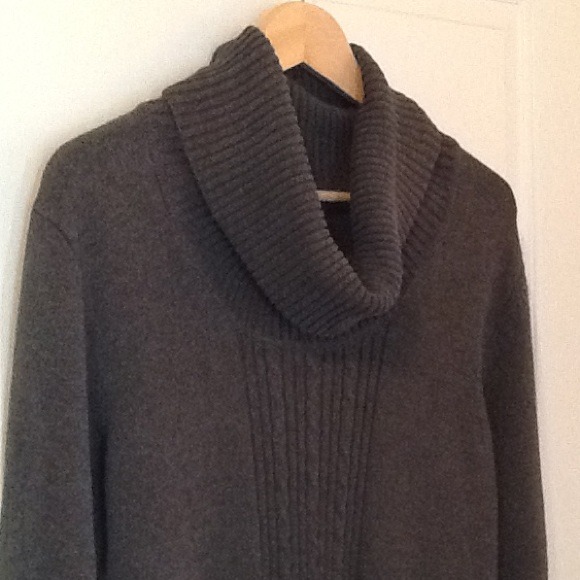 Charcoal gray cowl neck sweater (3/4 sleeve)
