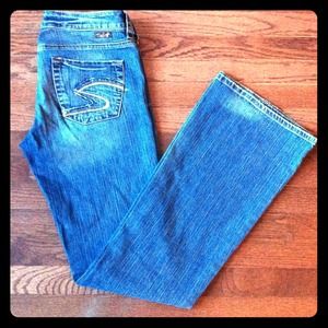 🌟Bundle for @izabu🌟 Silver jeans, white shoes