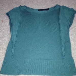 Outback red xs top from the limited