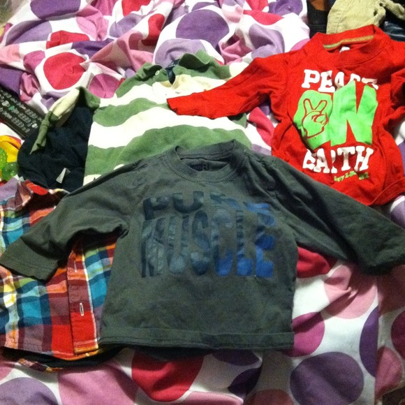 🔴🔴 SOLD 🔴🔴 Boys bundle of long sleeve shirts