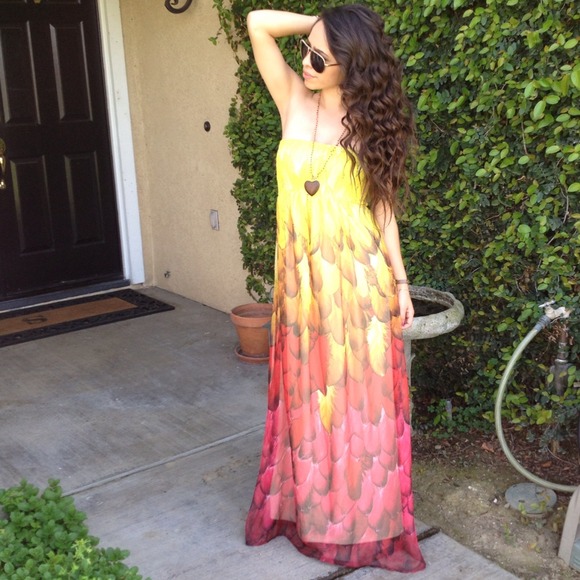 Feather print ombré maxi dress - Picture 3 of 4