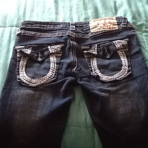 True Religion skinny jeans size 28x32 or (2-4)