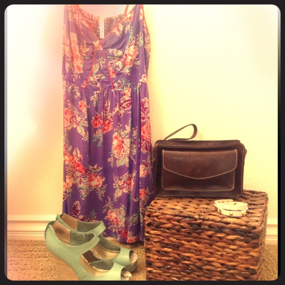 Urban Outfitters Vintage style leather clutch