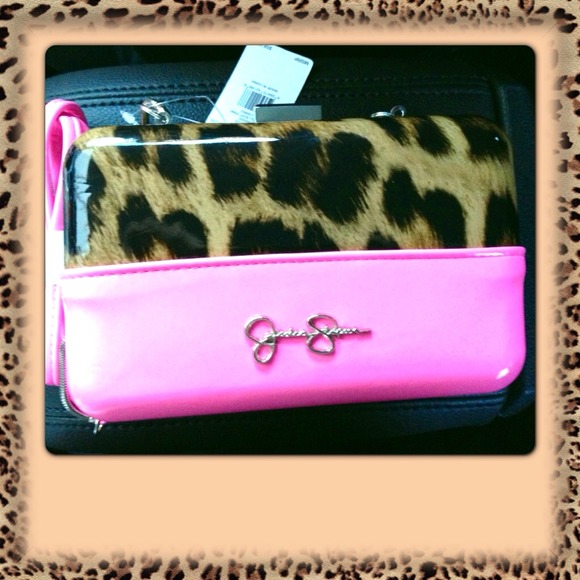 RESERVED @bamaprincess12 Clutch & Hat